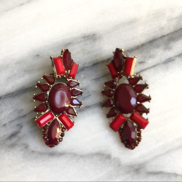 Red framed acrylic stone statement drop earrings - Picture 2 of 8